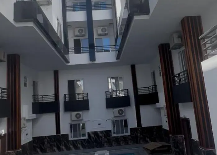 The Doctor Building * Hurgada