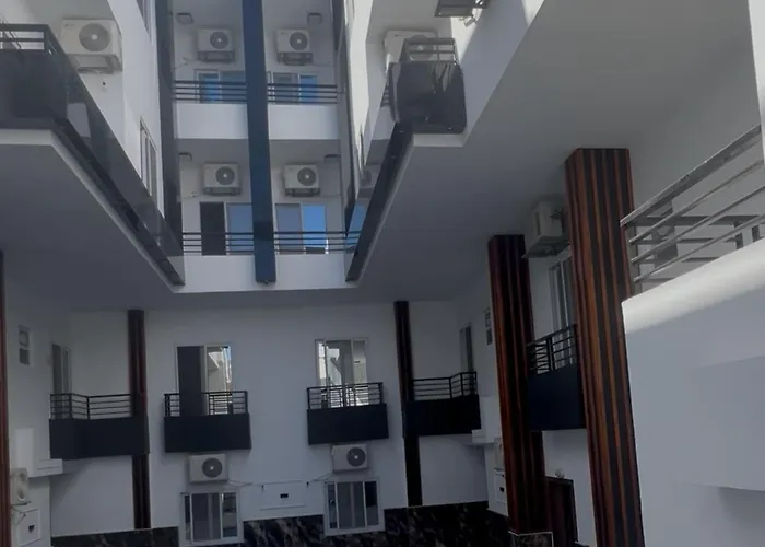 Otel The Doctor Building